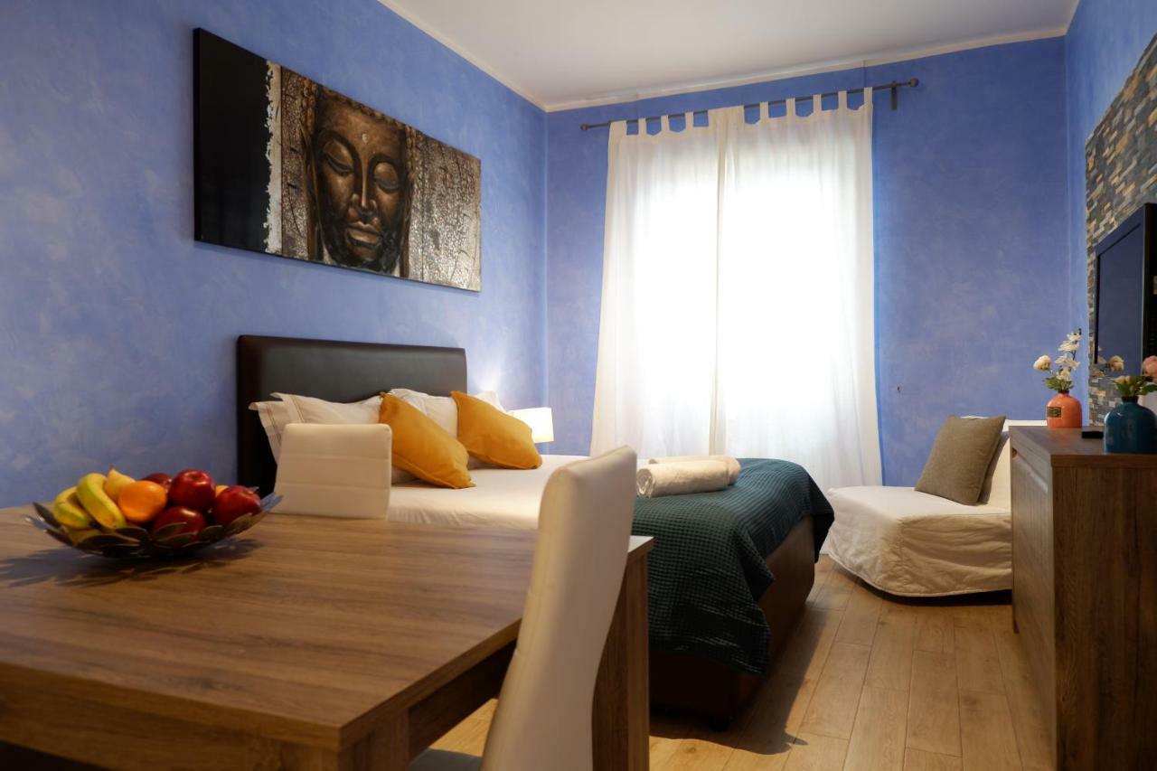 The Blue Strawberry House In San Giovanni Lejlighed *